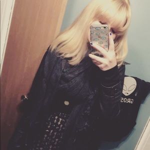 Meet your Posher, Ayleen